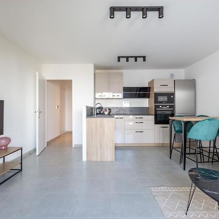 Apartamento Dans Le Pre By Plaza Chessy  Exterior foto